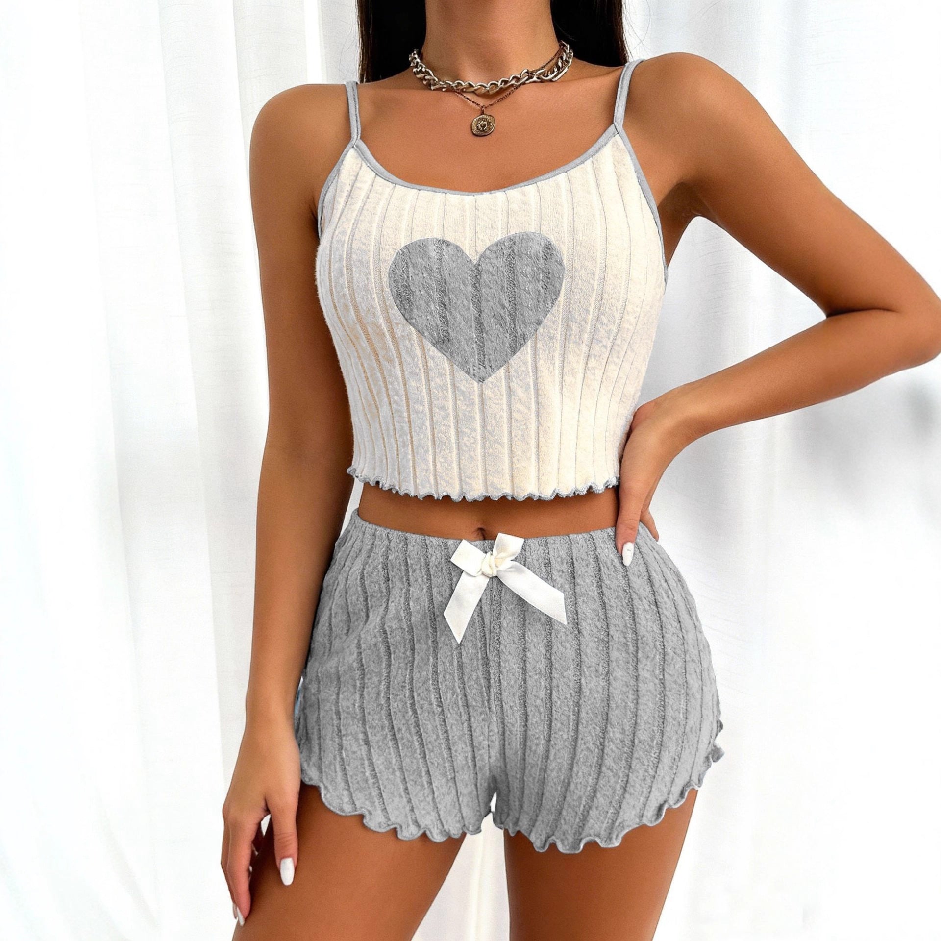 Comfortable And Casual Two-piece Set Featuring Loose-fitting Shorts And A Tank Top