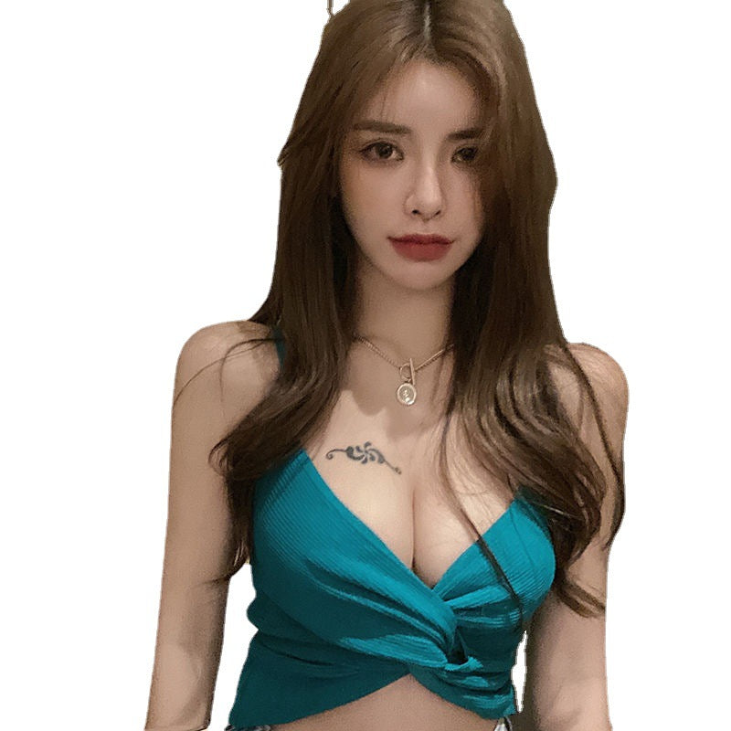 V-neck Low-cut Slim Fit Outer Wear Short Women