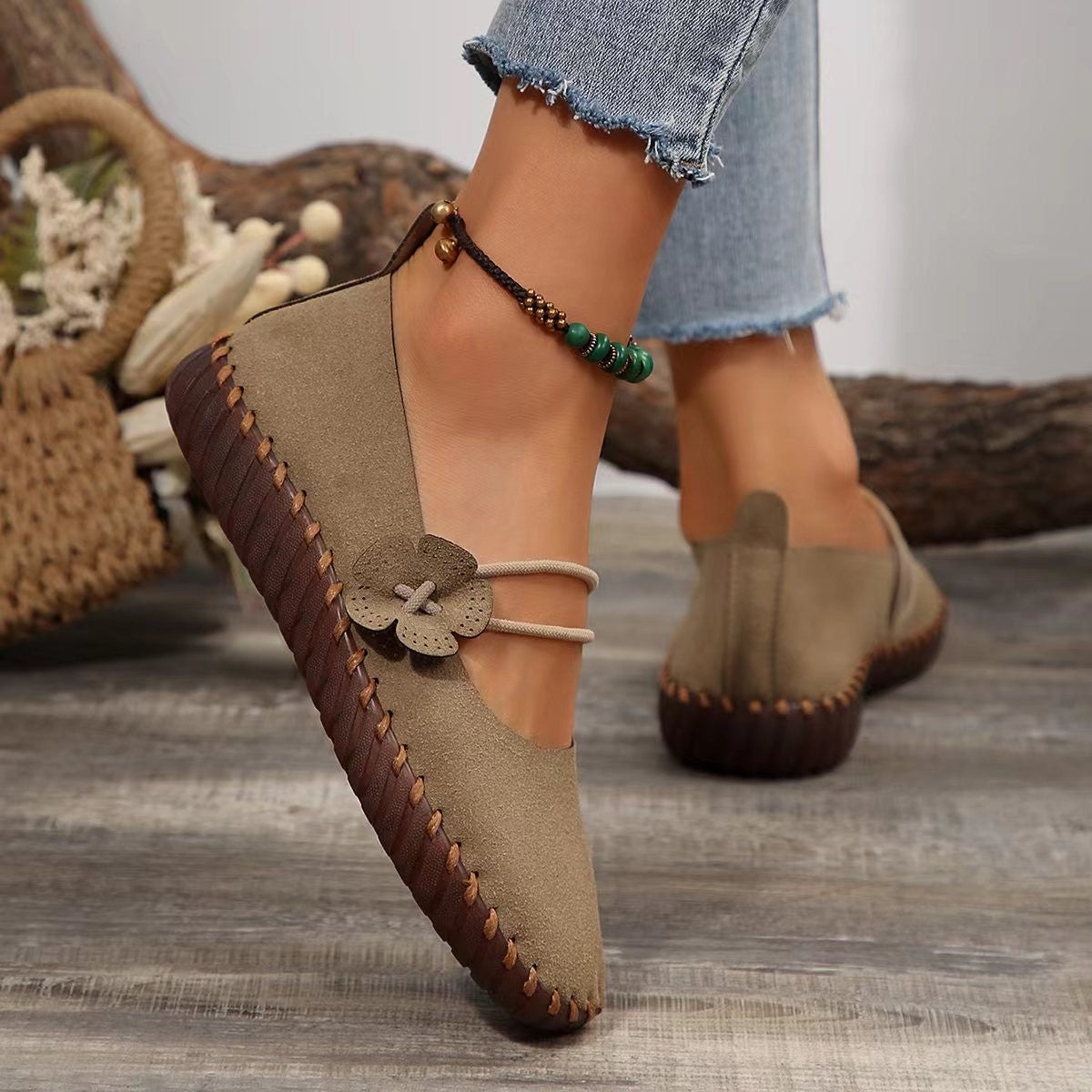 Retro Lightweight Womens Breathable Round-toe Shoes With Soft Soles